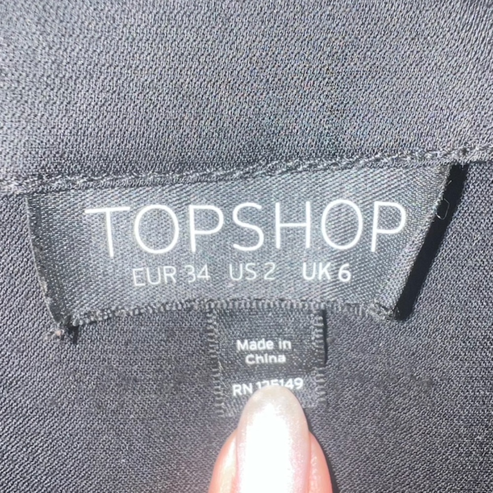 TOPSHOP SHORT SLEEVE ROMPER, SIZE US 2 (UK 6), BLACK - Picture 10 of 11